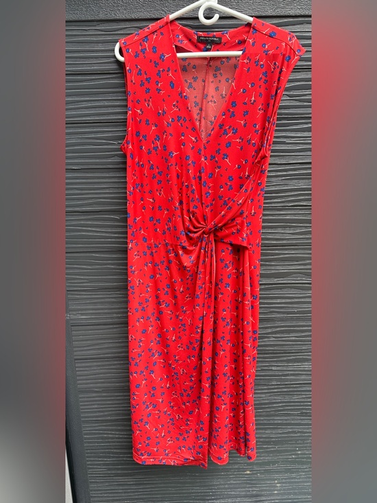 Banana Republic Dresses & Skirts - Banana Republic Red Floral Knot Front Dress Sleeveless V-Neck Size Large